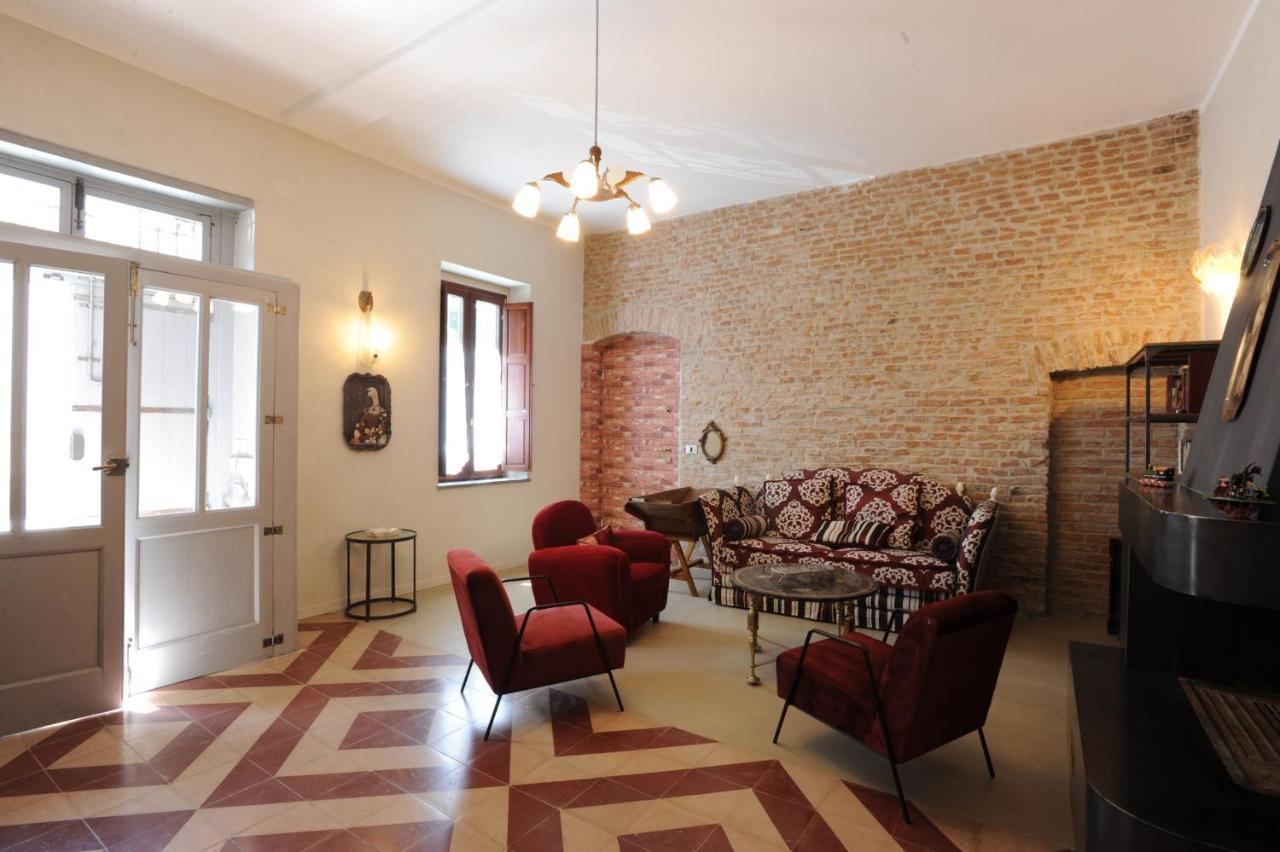 Bed and Breakfast Palazzo Scura Vaccarizzo Albanese Exterior foto